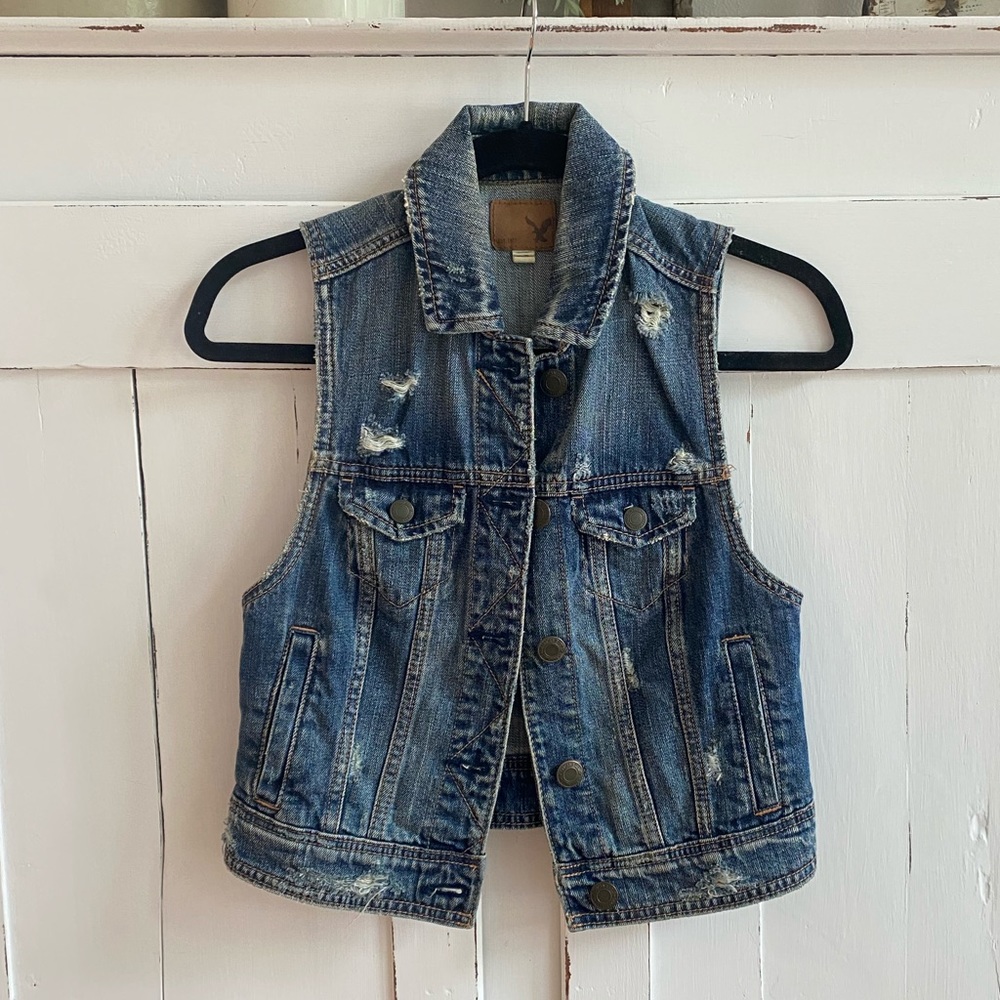 American eagle vest
